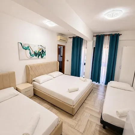 Megi Hotel Golem (Tirana)