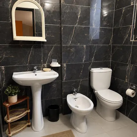 Hotel Megi Golem (Tirana)